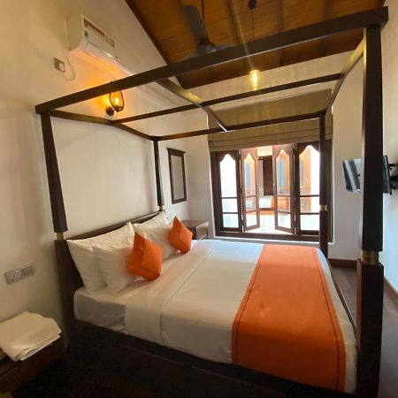 The Dutch Boutique Bed and Breakfast Galle Buitenkant foto