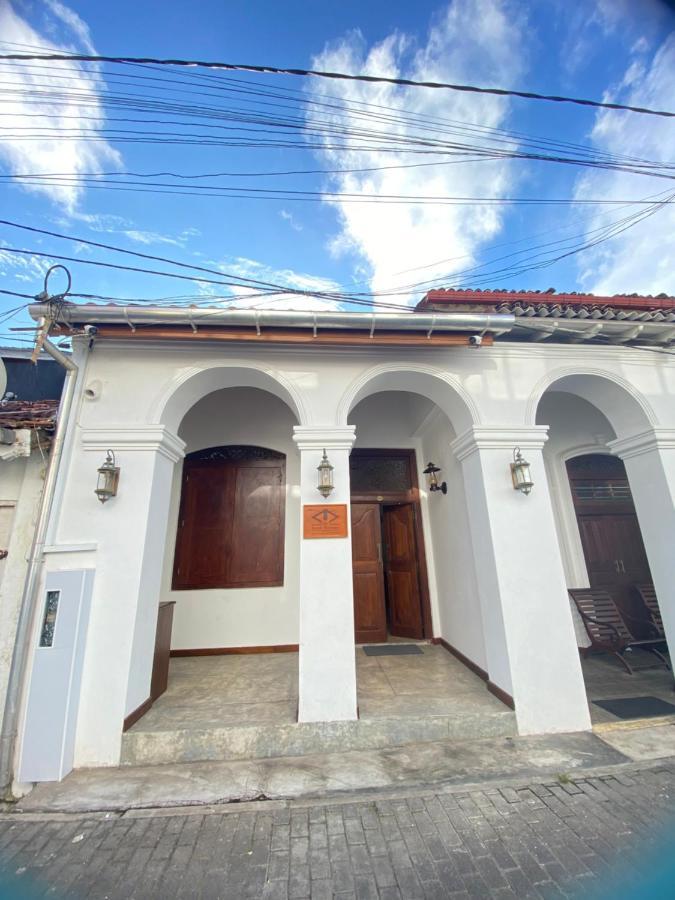 The Dutch Boutique Bed and Breakfast Galle Buitenkant foto